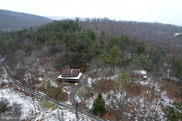 7897 HIGH TAILS DR, Petersburg, PA 16669