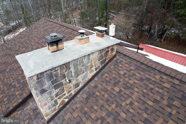 7897 HIGH TAILS DR, Petersburg, PA 16669