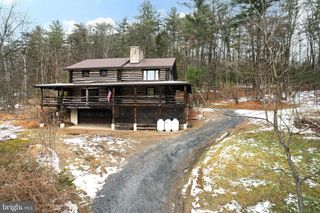 7897 HIGH TAILS DR, Petersburg, PA 16669