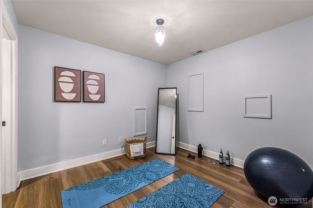 3607 SW Manning Street, Seattle, WA 98126