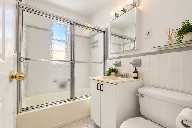 10221 63rd Rd Apt 53A, New York City, NY 11375