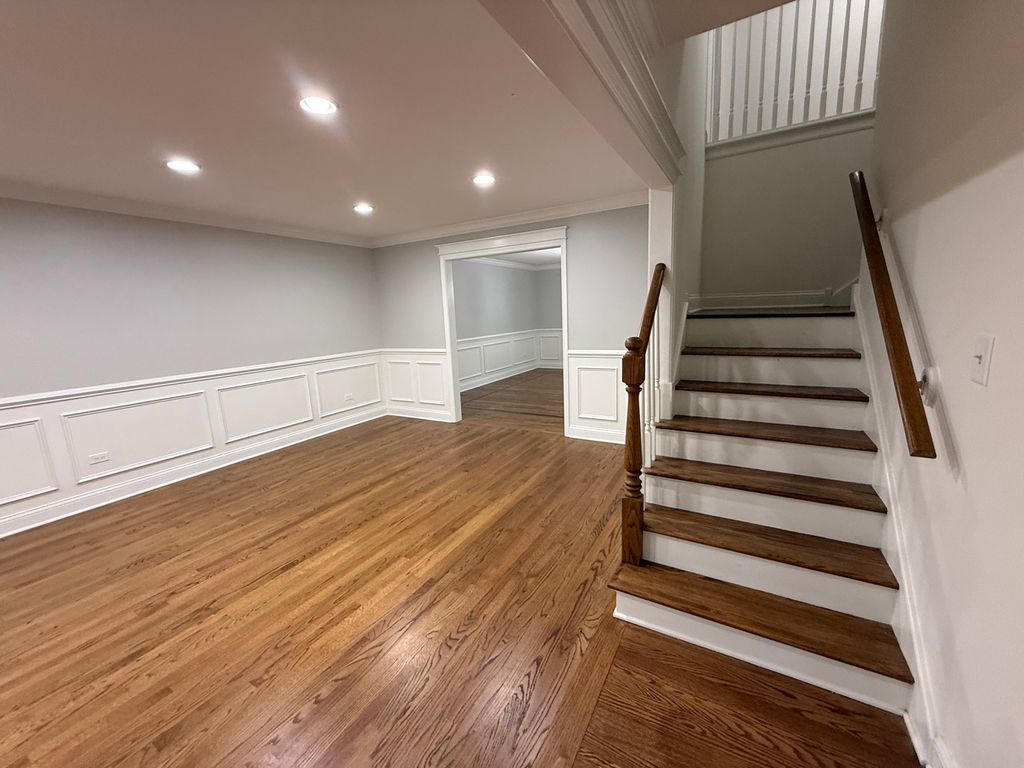 1016 Liberty Drive, Naperville, IL 60540 — photo 3