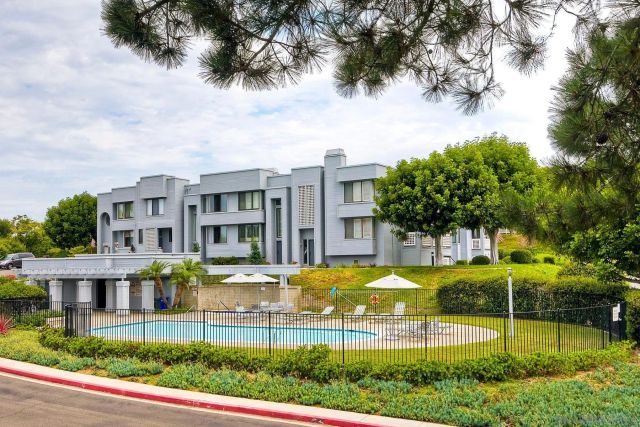 1043 Freedom Court, Del Mar, CA 92014