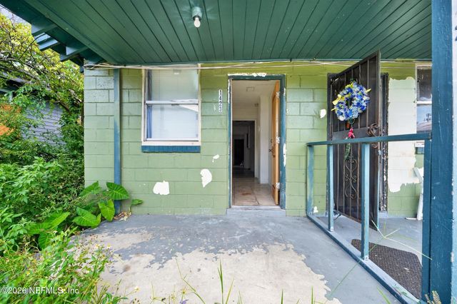 1421 CLEVELAND Street, Jacksonville, FL 32209