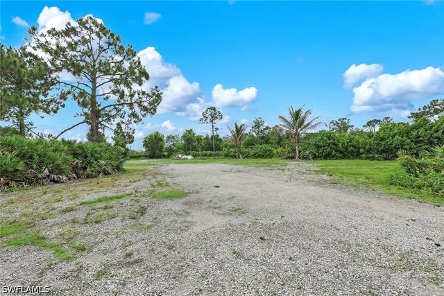 4860 12th ST NE, Naples, FL 34120