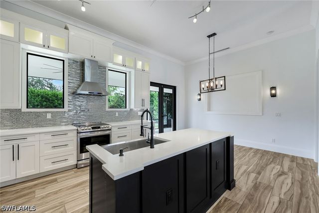 4860 12th ST NE, Naples, FL 34120