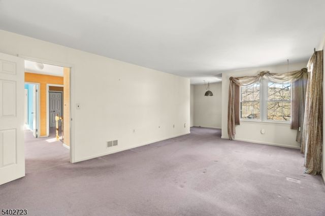 9 Killdeer Dr, Allamuchy Twp., NJ 07840