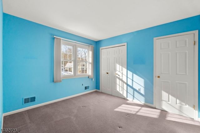 9 Killdeer Dr, Allamuchy Twp., NJ 07840