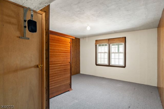 9 Killdeer Dr, Allamuchy Twp., NJ 07840