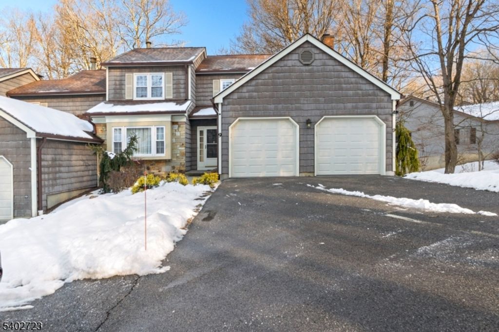 9 Killdeer Dr, Allamuchy Twp., NJ 07840