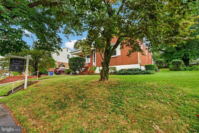 8206 SAGRAMORE RD, Baltimore, MD 21237