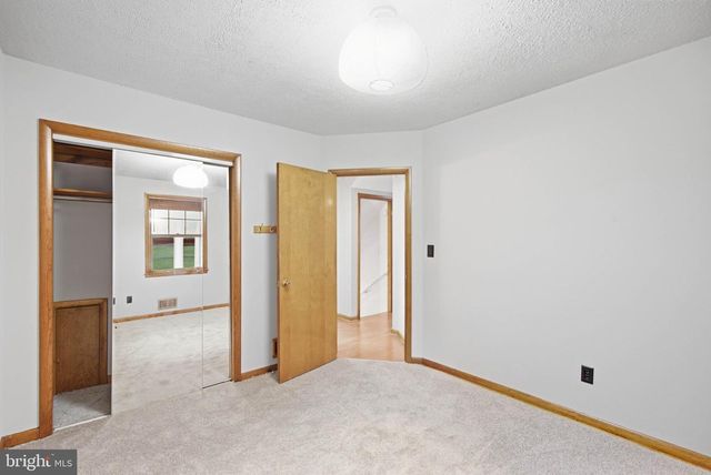 8206 SAGRAMORE RD, Baltimore, MD 21237