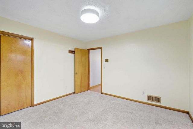 8206 SAGRAMORE RD, Baltimore, MD 21237