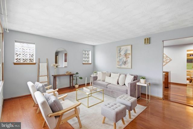 8206 SAGRAMORE RD, Baltimore, MD 21237