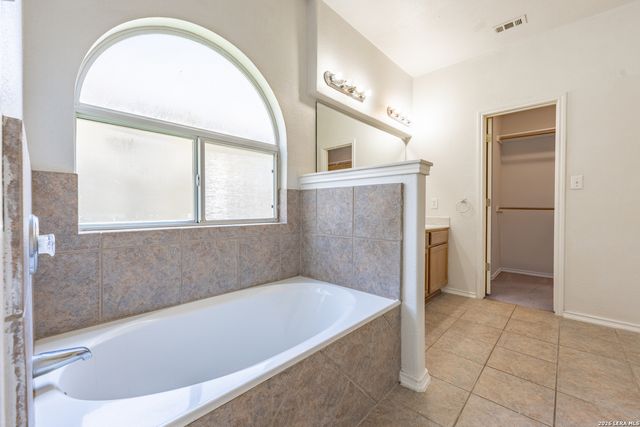 6010 Wood Pass, San Antonio, TX 78249