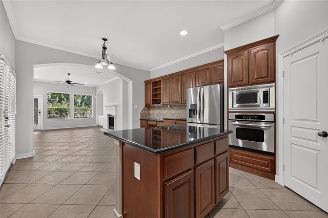 8602 Two Sisters Court, Missouri City, TX 77459