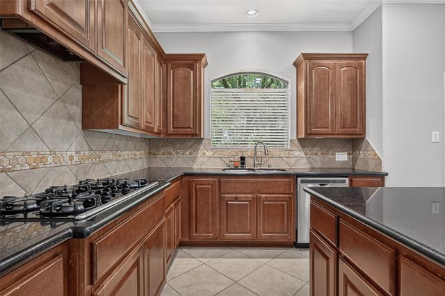 8602 Two Sisters Court, Missouri City, TX 77459