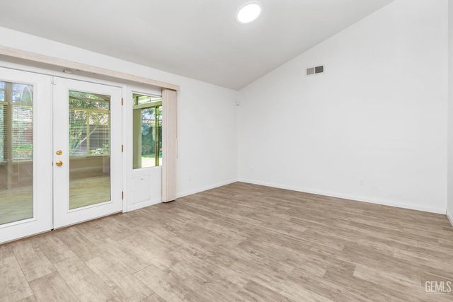 2608 English Oak Drive, Bakersfield, CA 93311