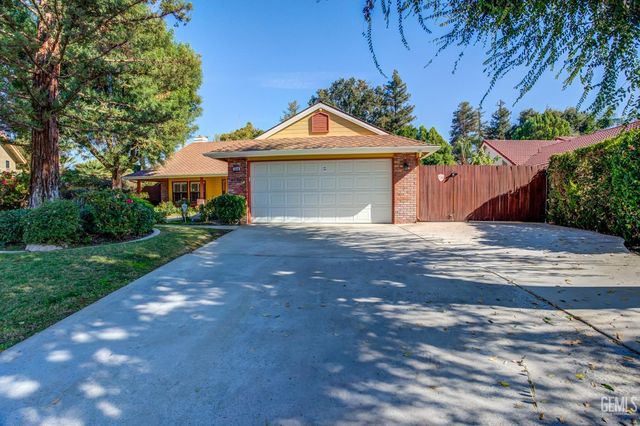 2608 English Oak Drive, Bakersfield, CA 93311