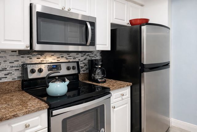 17125 N Bay Rd 3105, Sunny Isles Beach, FL 33160