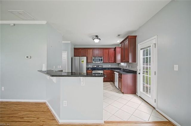 2024 Sweetwood DR, Suffolk, VA 23434
