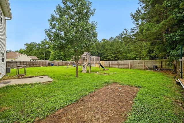 2024 Sweetwood DR, Suffolk, VA 23434
