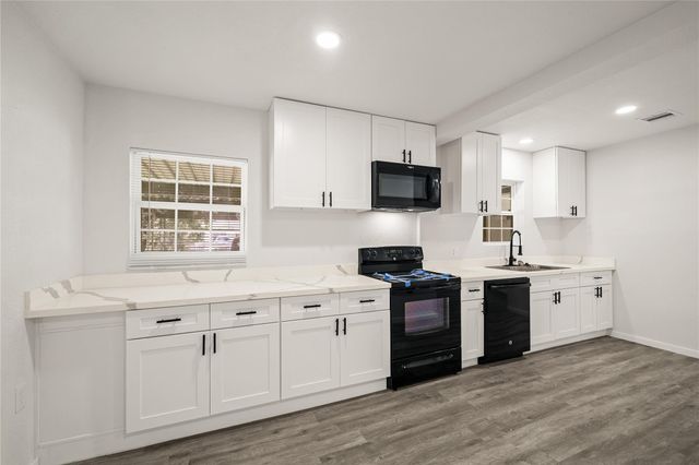 3214 Brea Crest Street A, Houston, TX 77093