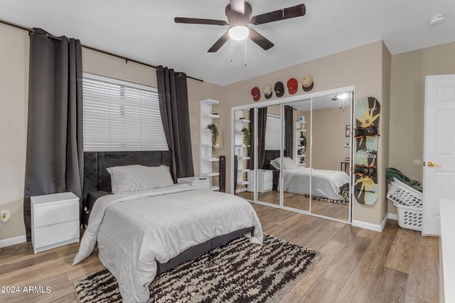 1805 E APPALOOSA Road, Gilbert, AZ 85296