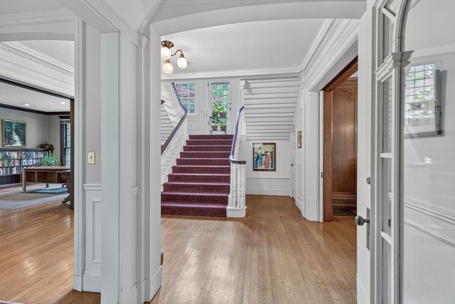 231 Waverley Ave, Newton, MA 02458
