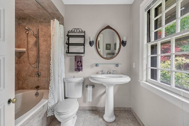 231 Waverley Ave, Newton, MA 02458