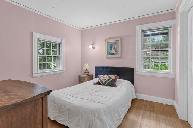 231 Waverley Ave, Newton, MA 02458