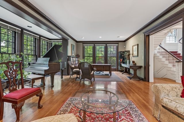 231 Waverley Ave, Newton, MA 02458
