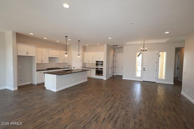 21669 W GLENROSA Avenue, Buckeye, AZ 85396