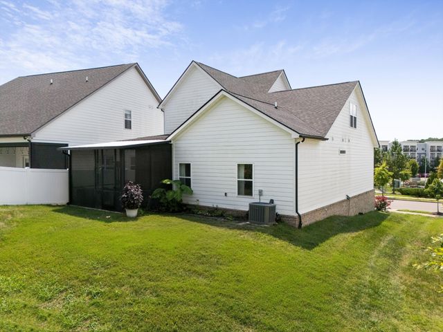 109 Lenham Dr, Brentwood, TN 37027