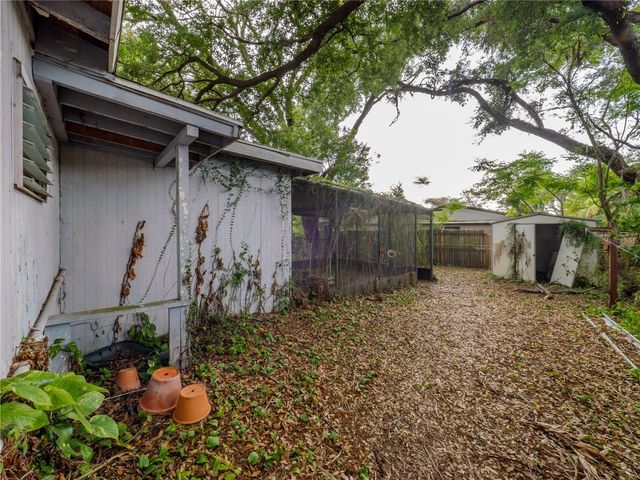 313 BEVERLY BOULEVARD, Brandon, FL 33511