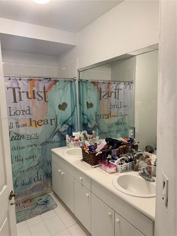 27450 SW 138th Path, Homestead, FL 33032