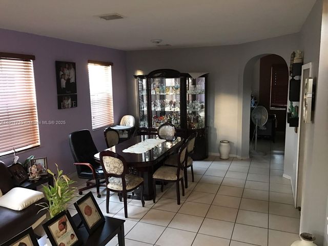 27450 SW 138th Path, Homestead, FL 33032