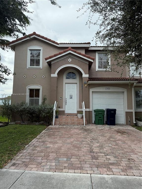 27450 SW 138th Path, Homestead, FL 33032