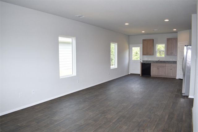 5404 Lomasso DR, Austin, TX 78747