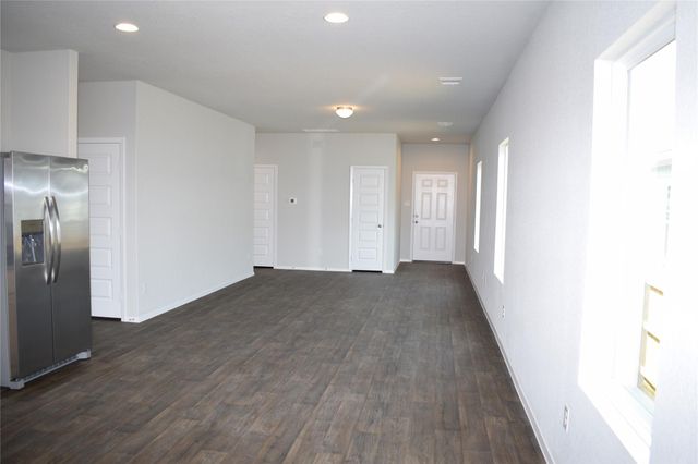 5404 Lomasso DR, Austin, TX 78747