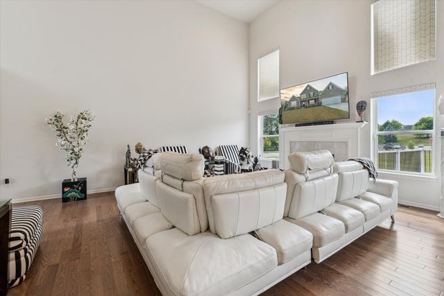 10298 High Meadow Street, Saline, MI 48176