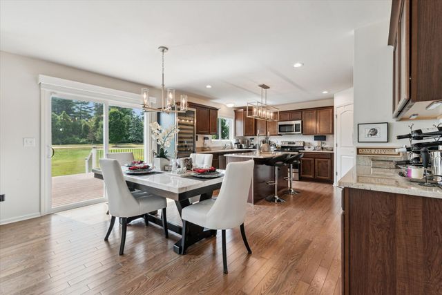 10298 High Meadow Street, Saline, MI 48176