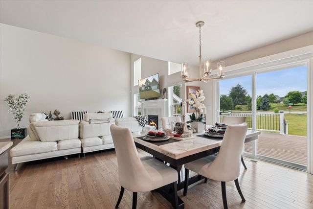 10298 High Meadow Street, Saline, MI 48176