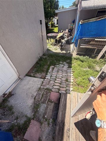 1626 29TH AVENUE N, St Petersburg, FL 33713