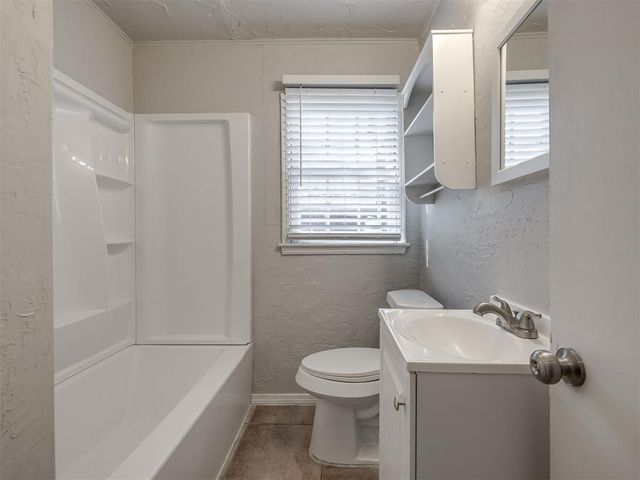 1730 N Meridian Avenue, Oklahoma City, OK 73107