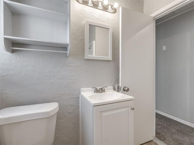 1730 N Meridian Avenue, Oklahoma City, OK 73107