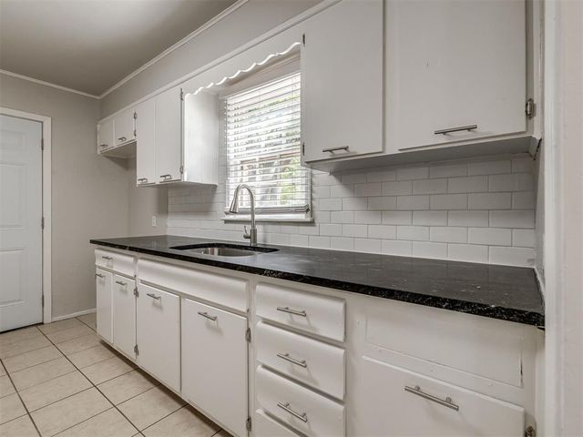 1730 N Meridian Avenue, Oklahoma City, OK 73107