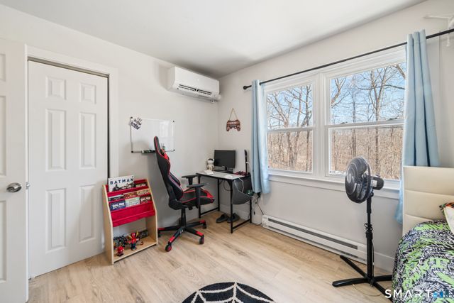 327 Lakeside Boulevard West, Waterbury, CT 06708