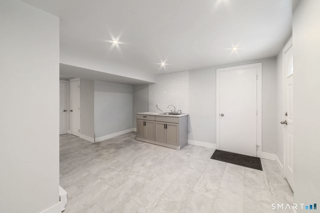 327 Lakeside Boulevard West, Waterbury, CT 06708