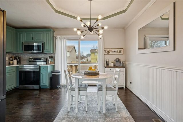 1102 Melody Court, Kearney, MO 64060